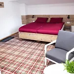 Hisa Poljana Bed & Breakfast 3*