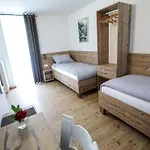 Hisa Poljana Bed & Breakfast Prevalje