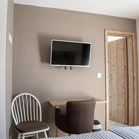 Hisa Poljana Bed & Breakfast Prevalje