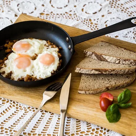 Bed & Breakfast Hisa Poljana