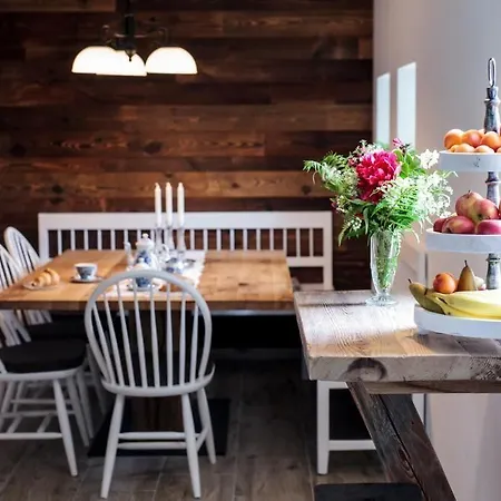 Hisa Poljana Bed & Breakfast 3*